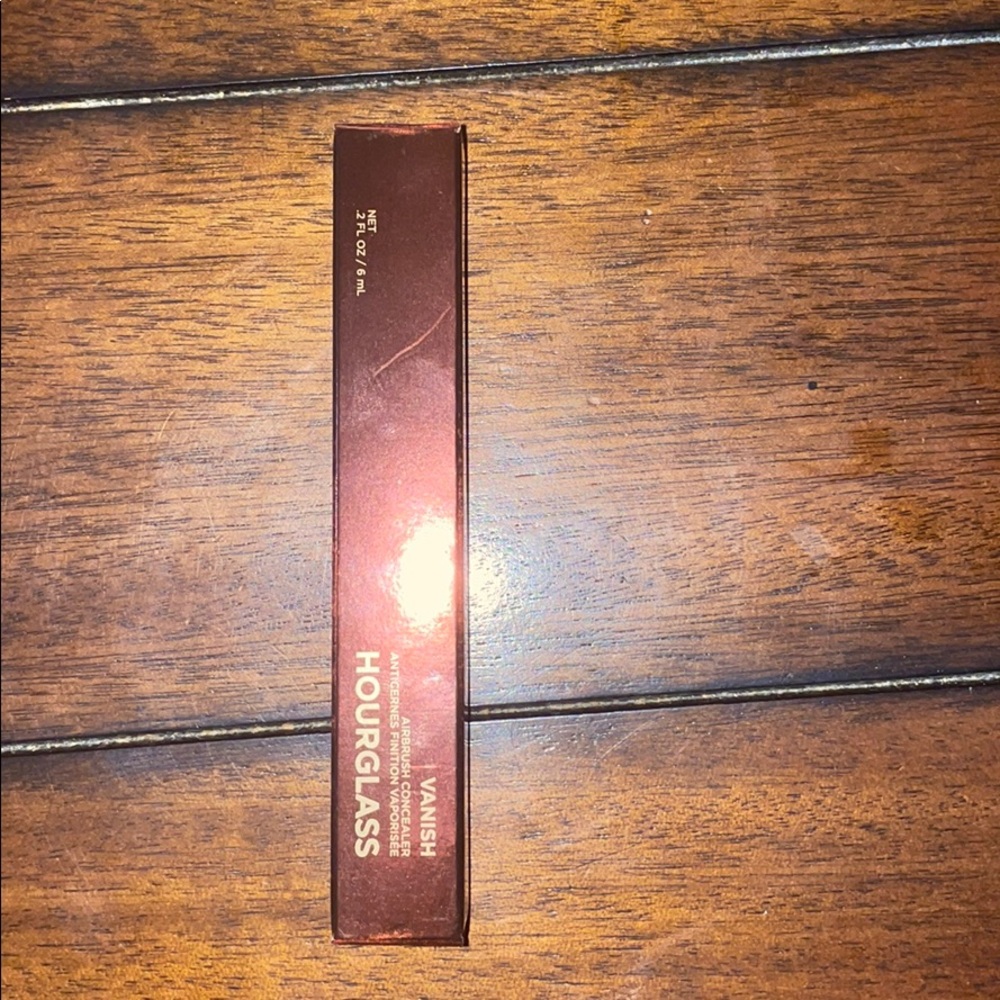 Hourglass Vanish Airbrush Concealer : Cotton